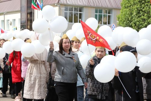 Мөслим урамнары буйлап демонстрантлар колоннасы үтте (+фоторепортаж)