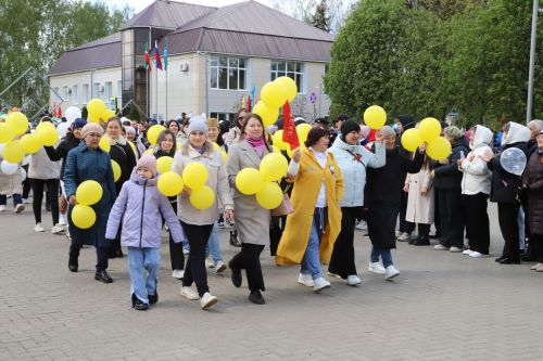 Мөслим урамнары буйлап демонстрантлар колоннасы үтте (+фоторепортаж)
