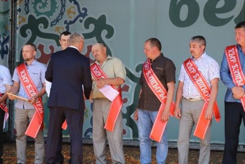 Мөслим районы кыр батырлары