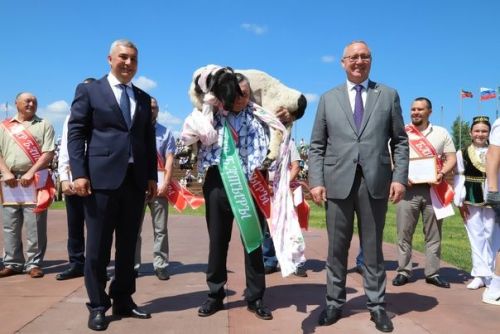 Мөслим районы кыр батырлары