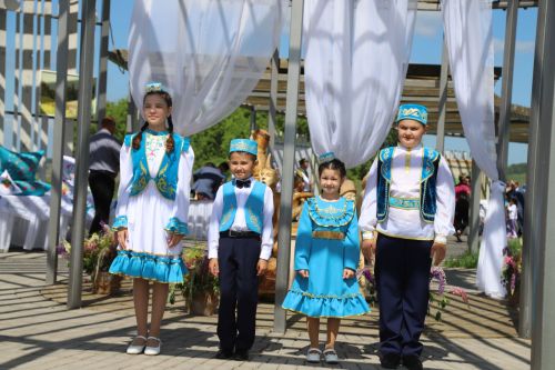 Мөслимдә район Сабантуе узды (фоторепортаж)