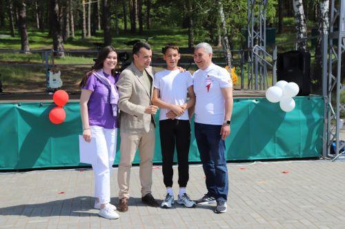 Патриотик үсеш мохите