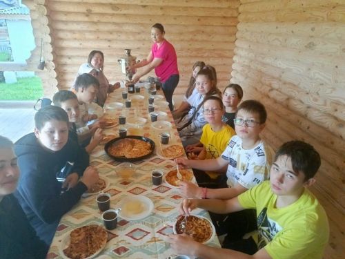 «Серле тәбикмәк»не Г. Тукай исемендәге мәктәп укучылары да пешереп карады
