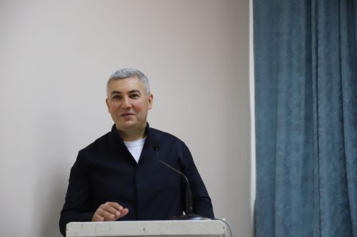 Халык битараф түгел