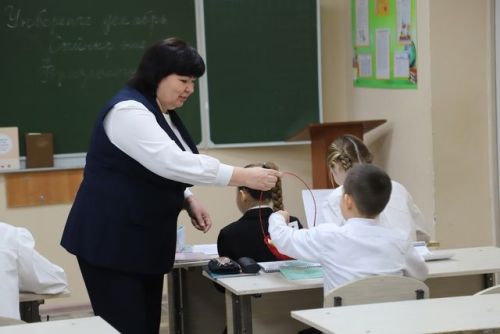 «Авыл укытучысы» программасына өч ел эчендә 3,2 миллиард сум бүленәчәк