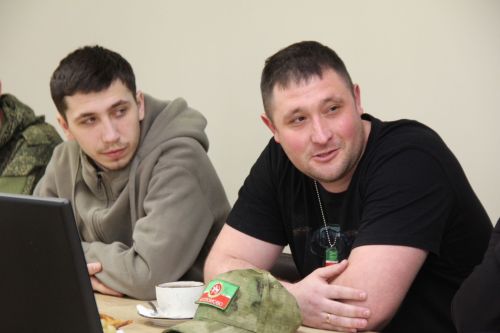 Кичә район башлыгы Альберт Хуҗин батырларыбыз белән очрашты