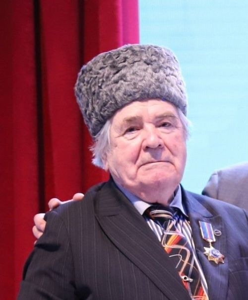 Хезмәтен хөрмәтләп