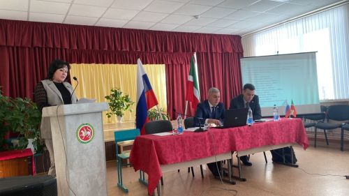 Баланлы авыл җирлегендә 2024 ел эшчәнлеге буенча хисап җыелышы бара