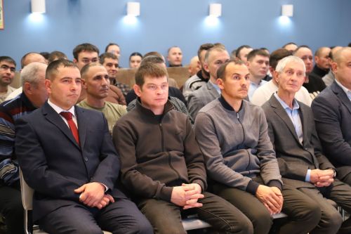 “Мизгел” яшьләр үзәгендә актив әтиләр катнашында очрашу үтте