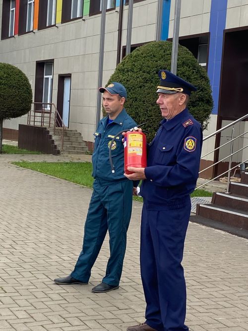 Мөслим лицеенда Көзге бал узды
