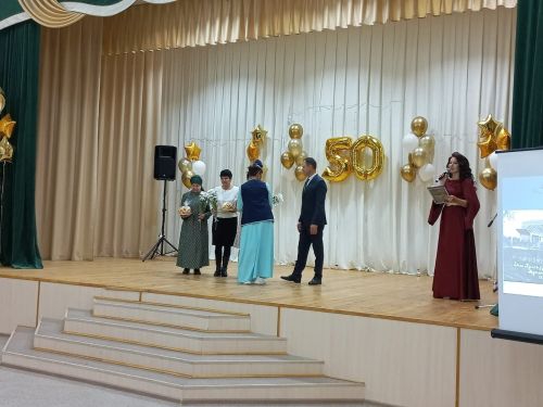 Тат Бүләр авылында «50 ел буена үткән юл» исеме астында күркәм кичә узды