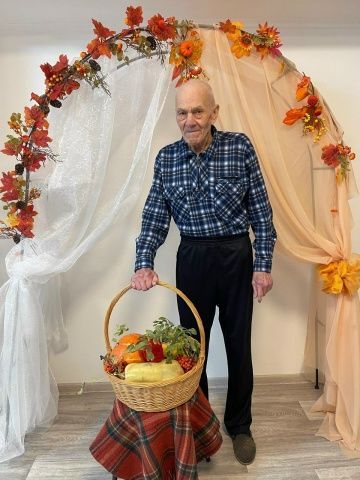 Көз яме кадрларда