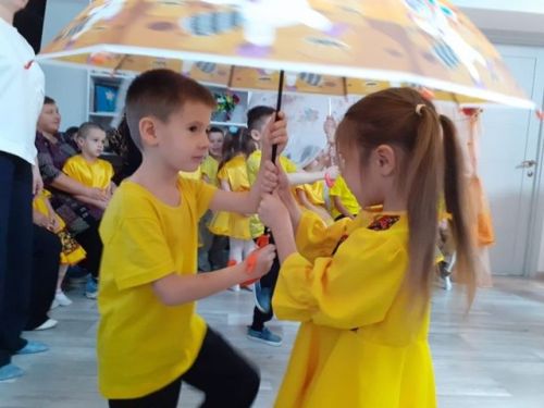 “Кояшкай” балалар бакчасында тәрбияләнүче балалар кунакка бардылар