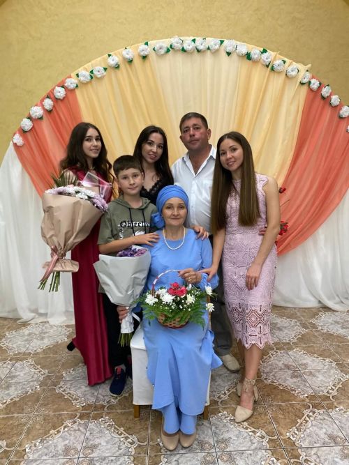 Җимеш биргән баллы көздә без