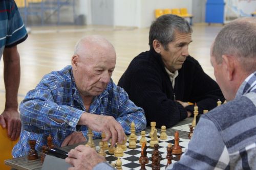 Өлкәннәр декадасы кысаларында шашка һәм шахмат турнир узды