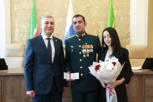 Район хакимиятенең актлар залында чираттагы киңәйтелгән киңәшмә узды