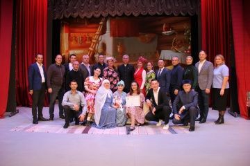 Актаныш район драма һәм комедия театры Мөслимгә килде