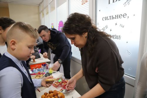 Инвалидлар ункөнлеге алдыннан мәктәпләрдә хәйрия ярминкәләре башланып китте
