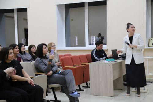 Мөслим лицее Әниләр көнен үзенчәлекле итеп үткәрде