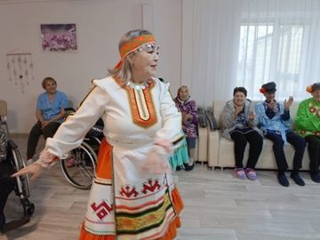 Халыклар дуслыгында - Россия бердәмлеге