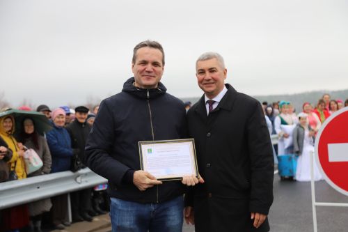 Дүрт ай дәвам иткән ремонттан соң тантаналы төстә күпер ачылды