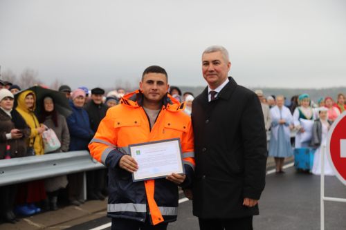 Дүрт ай дәвам иткән ремонттан соң тантаналы төстә күпер ачылды