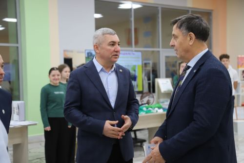 Бүген Мөслим гимназиясендә  семинар-стажировка узды