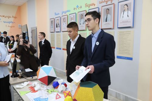 Бүген Мөслим гимназиясендә  семинар-стажировка узды