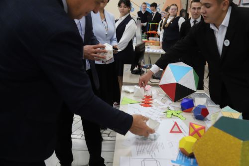 Бүген Мөслим гимназиясендә  семинар-стажировка узды