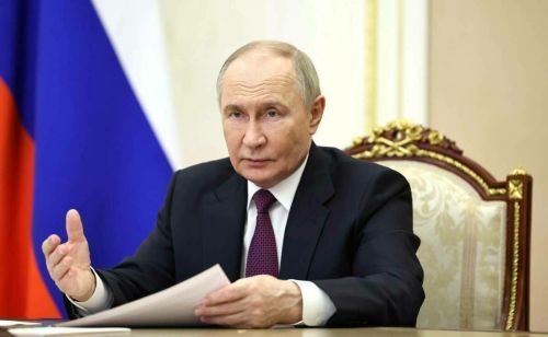Путин: Картлык буенча иминият пенсияләре 1 гыйнвардан 7,6 процентка индексацияләнәчәк