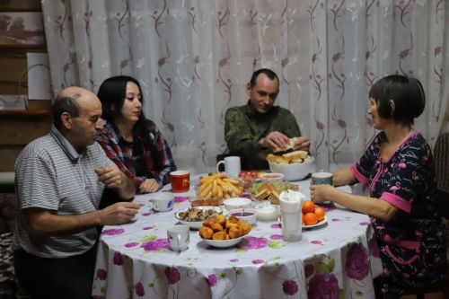 Курку белмәс егет