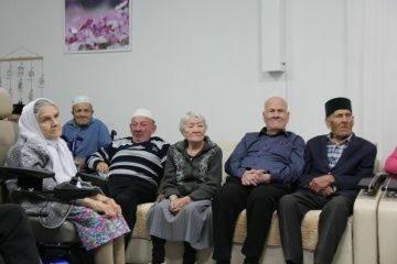 Өлкәннәр декадасы дәвам итә