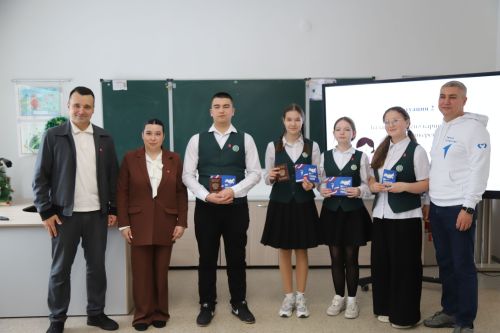 «Алдынгылар хәрәкәте»нең Мөслим бүлекчәсендә Тимур Сөләйманов катнашында тәрбия мәсьәләләренә багышланган әңгәмә