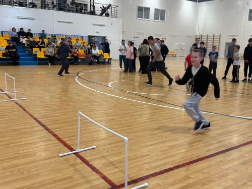 «Яшьлек» спорт сараенда инвалидлар декадасы кысаларында спорт бәйрәме узды