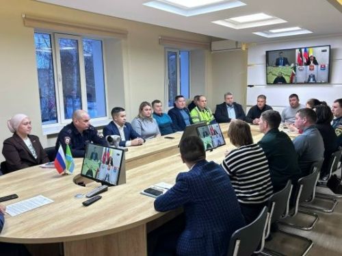 Бүген бәйрәмнәр алдыннан гадәттән тыш хәлләрне кисәтү һәм бетерү буенча республика комиссиясе утырышы узды