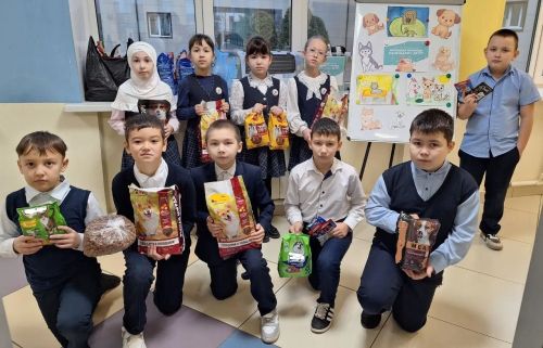 Мөслим лицее укучылары даими төстә хәйрия акциясендә катнаша