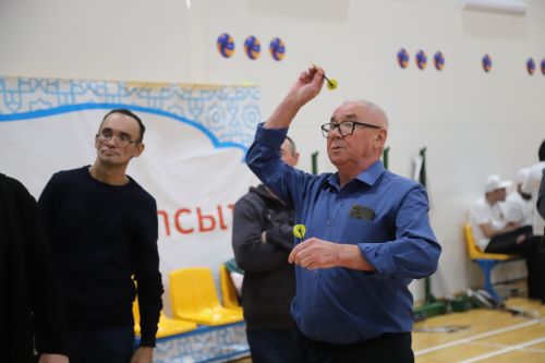 «Яшьлек» универсаль спорт залында мөмкинлекләре чикләнгән гражданнар арасында шашка, шахмат, дартс, өстәл теннисы буенча ярышлар узды