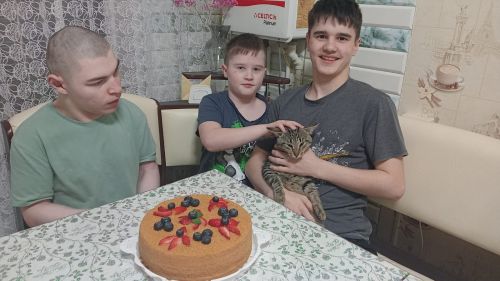 Йөрәгемнең җимеше син, балам!