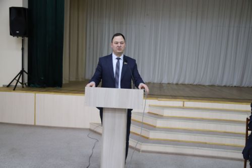 Кузгатсаң, авыр таш та җиңеләя