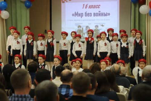 Бүген Мөслим лицеенда хәрби-патриотик җыр бәйгесе узды