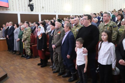 Бүген З. Басыйрова исемендәге район мәдәният йортында Мөслим район Советының IV чакырылыш XXXIX отчет сессиясе узды