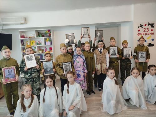 Мөслим гимназиясе укучылары өлкәннәргә театраль күренеш күрсәткәннәр