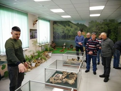 Германиядә хезмәт иткән совет гаскәрләре төркеме ветераннары укучылары өчен тәрбия чарасы үткәрде