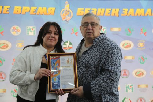 Райондашларыбыз яшьләрнең иҗади слетында катнашты