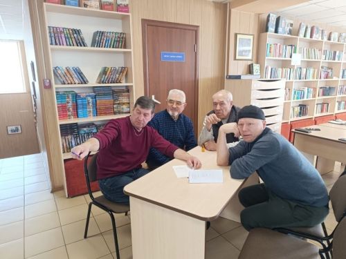 Кичә Мөслим үзәк китапханәсендә «Знатоки ПДД» исемле интеллектуаль уен үтте