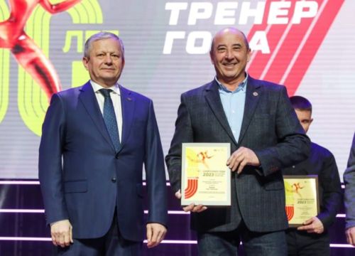 Ларис Бариевка ТР Рәисе карары нигезендә “ТР атказанган физик культура хезмәткәре» дигән мактаулы исем бирелде