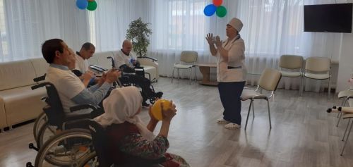 Мөслим картлар һәм инвалидлар интернат-йортында физкультура сәгатьләре уза