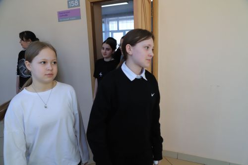 Пилотсыз очкычлар куркынычы булганда мәктәпләрдә хәрәкәт планнары өйрәнелә