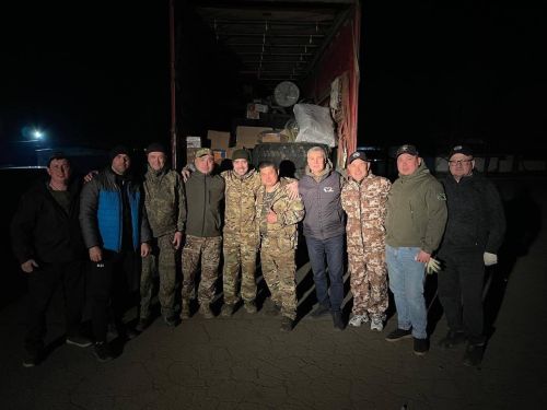 Район башлыгы Альберт Хуҗин җитәкчелегендә бертөркем райондашларыбыз МХОдәге егетләргә ярдәм йөге тапшырды