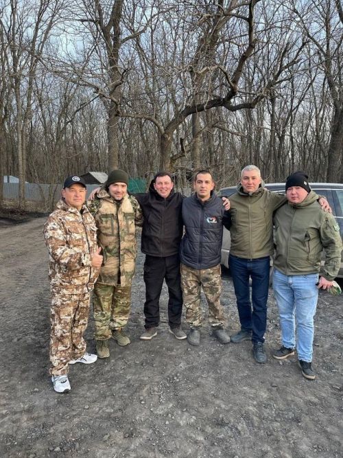 Район башлыгы Альберт Хуҗин җитәкчелегендә бертөркем райондашларыбыз МХОдәге егетләргә ярдәм йөге тапшырды